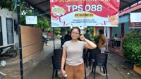 Rania Zahra Warga Botania Garden Turut Menggunakan Hak Pilihnya Pada Pemilihan Umum yang Digelar di TPS 088 Botania