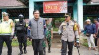 Hari pencoblosan PJ Walikota Pagar Alam Nelson Firdaus Monitoring Ke TPS.