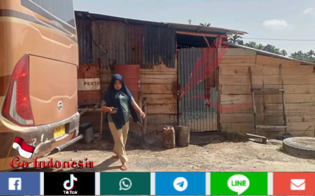 Bengkel Tambal Ban Berkedok Penampungan Minyak Solar, Diduga Ilegal Bebas Beroperasi