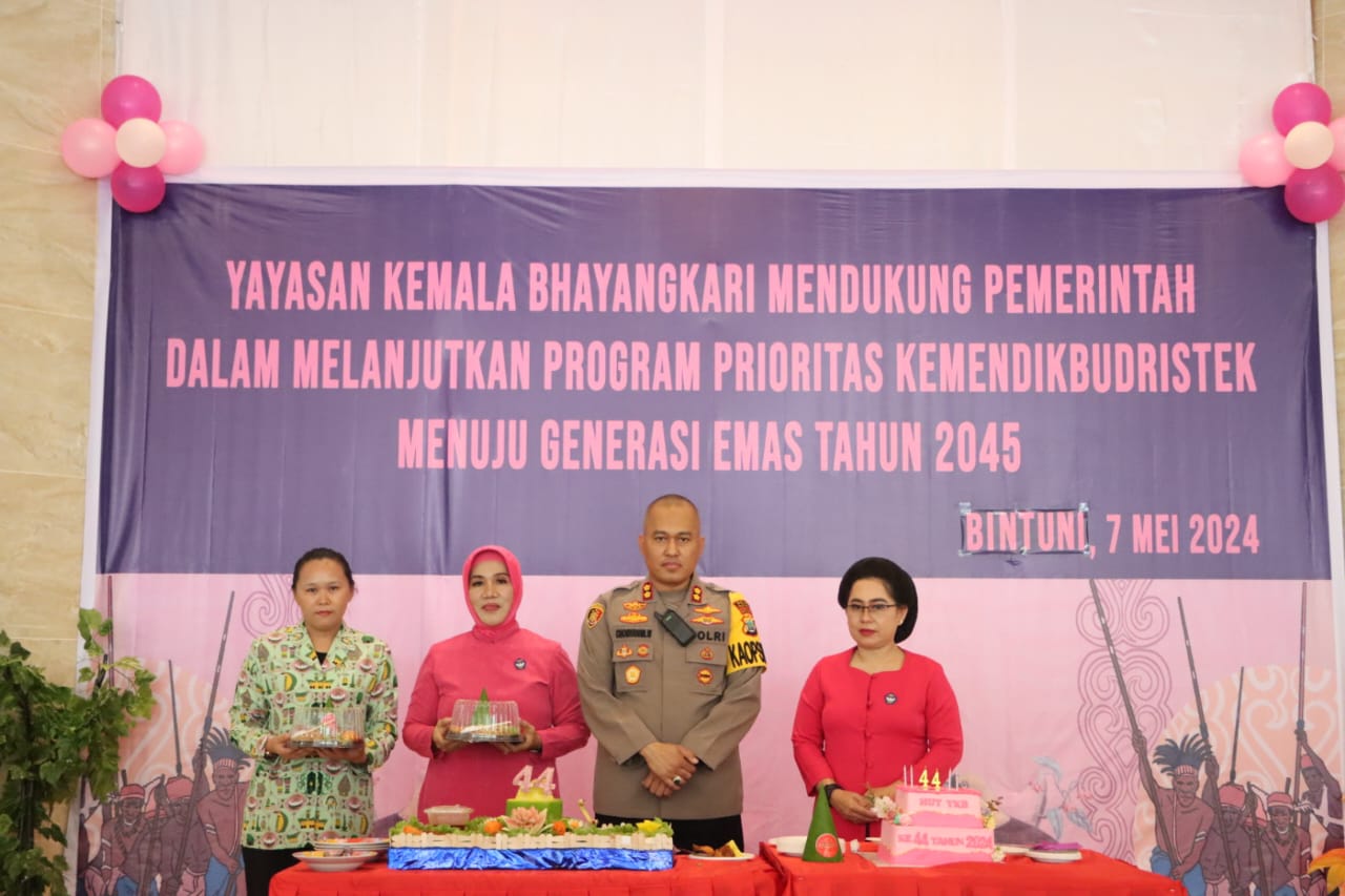 Syukuran HUT ke 44 Yayasan Kemala Bhayangkari Cabang Teluk Bintuni dan Mendukung Pemerintah Dalam Program Prioritas Kemendikbud Menuju Generasi Emas Tahun 2045"