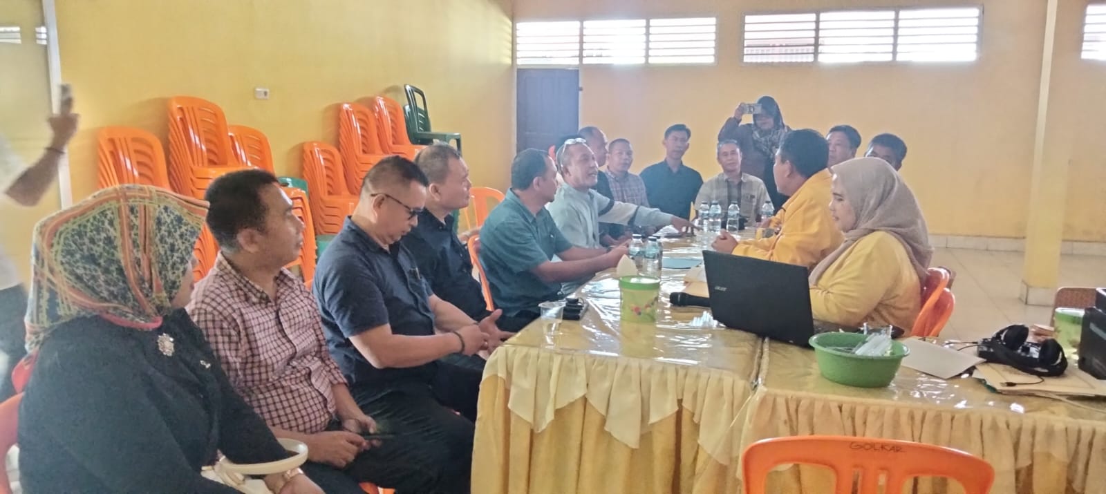 Pasangan Berlian Kembali Mengambil Formulir Pendaftaran Bacabup Dan Bacawabup Di DPD Partai Golkar 