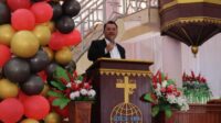 Wali Kota Gunungsitoli Sowa’a Laoli, S.E.,M.Si Menghadiri Perayaan Hari Ulang Tahun (HUT) Gereja Angowuloa Masehi Indonesia Nias (AMIN) Ke-78