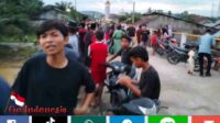 Ratusan Warga Tungkal Ulu Lakukan Pencarian Anak Tenggelam di Sungai Pengabuan