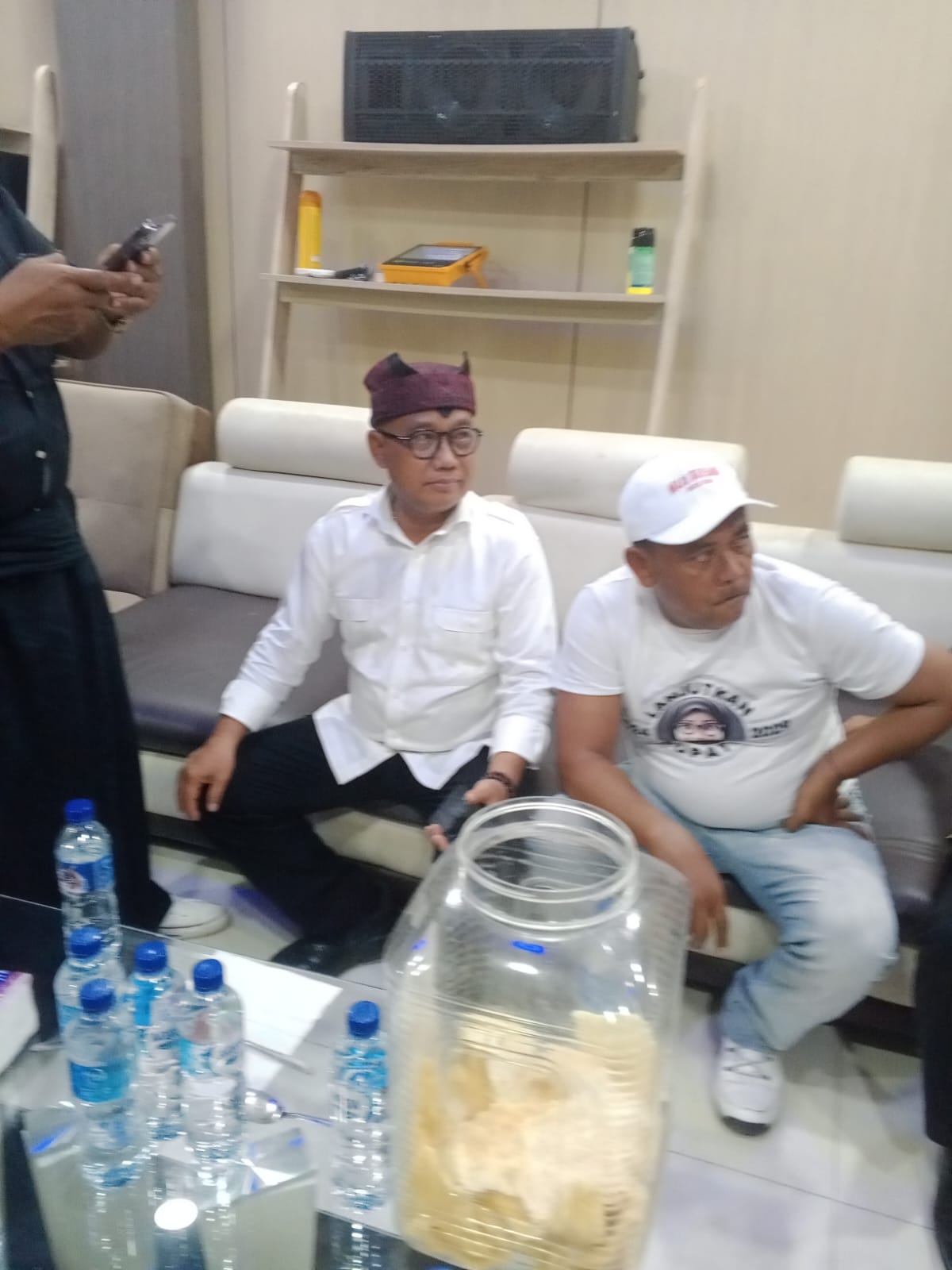 Senyum Bahagia Menyapa, IPUK-MUJI Resmi Ditetapkan Sebagai Calon Bupati dan Wakil Bupati Banyuwangi!