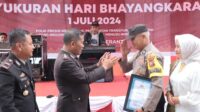Bhabinkamtibmas Pulau Terluar di Meranti Raih Penghargaan di Hari Bhayangkara ke-78
