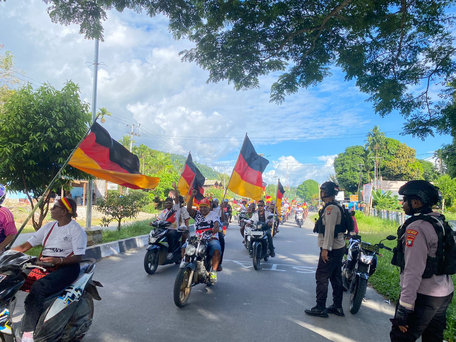 Polres Teluk Wondama Laksanakan Pengamanan Masyarakat Gelar Konvoi,Sambut Euro dan Copa Amerika 2024