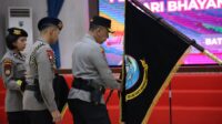 Irjen Pol Yan Fitri Halimansyah Pimpin Upacara Pencucian Pataka Polda Kepri Dalam Rangka Menyambut Hari Bhayangkara ke-78 Tahun 2024