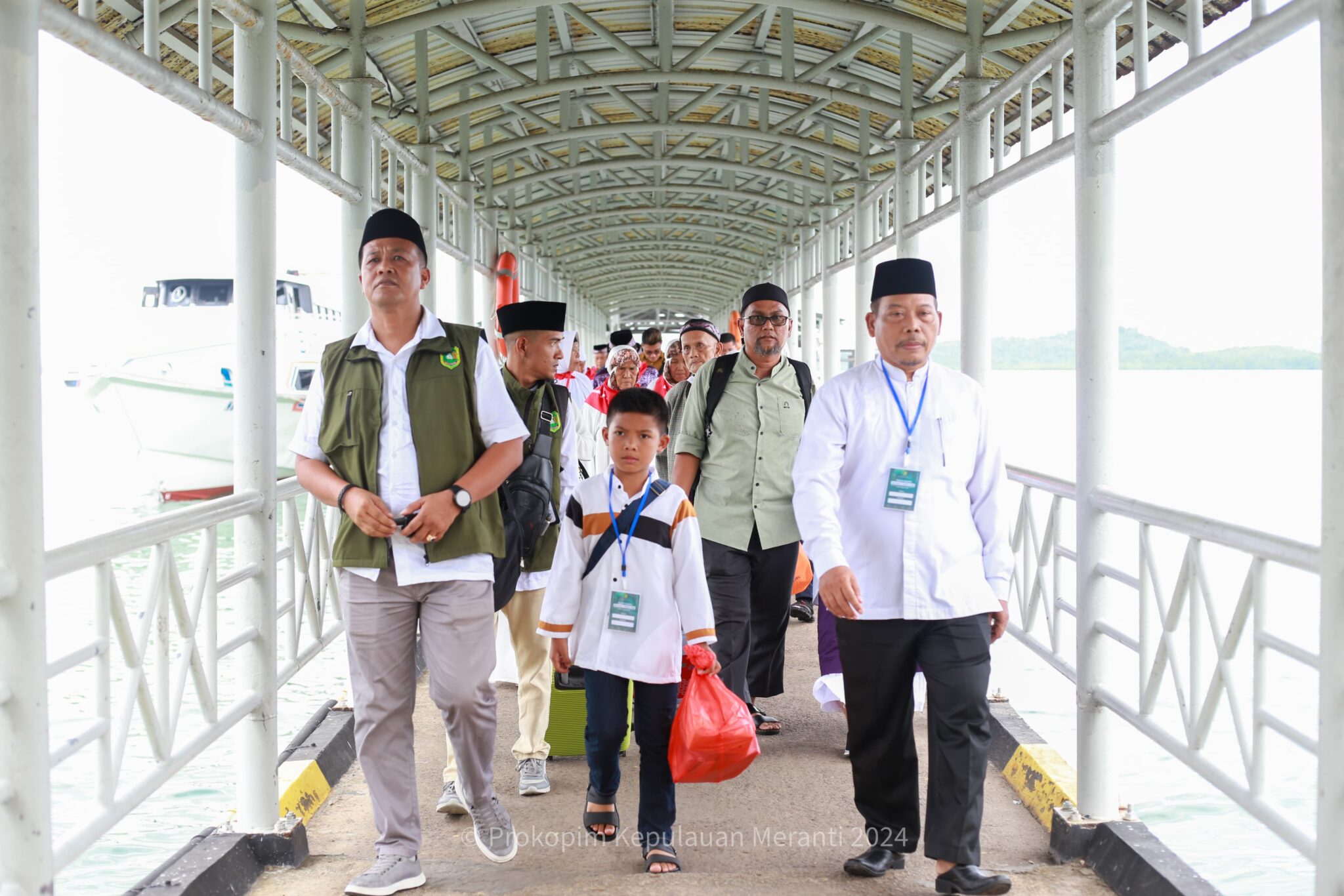 108 Jemaah Calon Haji Asal Kepulauan Meranti Tiba Di Asrama Haji Batam