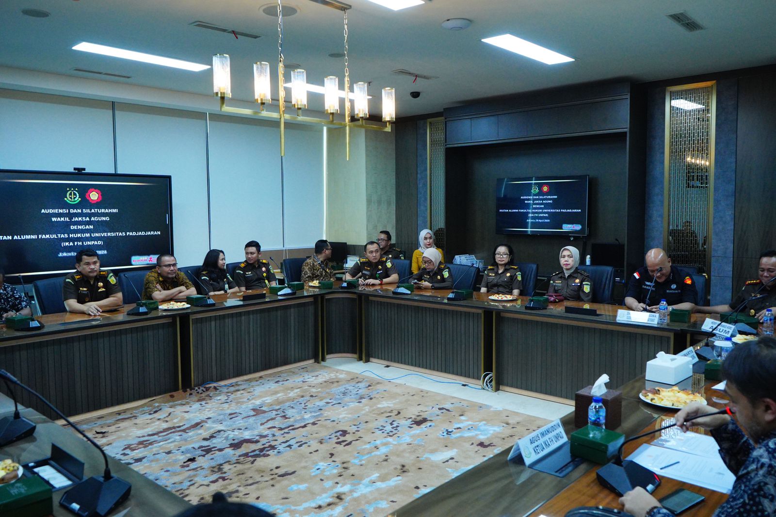 Fakultas Hukum Universitas Padjajaran dan Berharap Dapat Memberikan Kontribusi Cukup Signifikan Kepada Kampus dan Bangsa Dan Negara